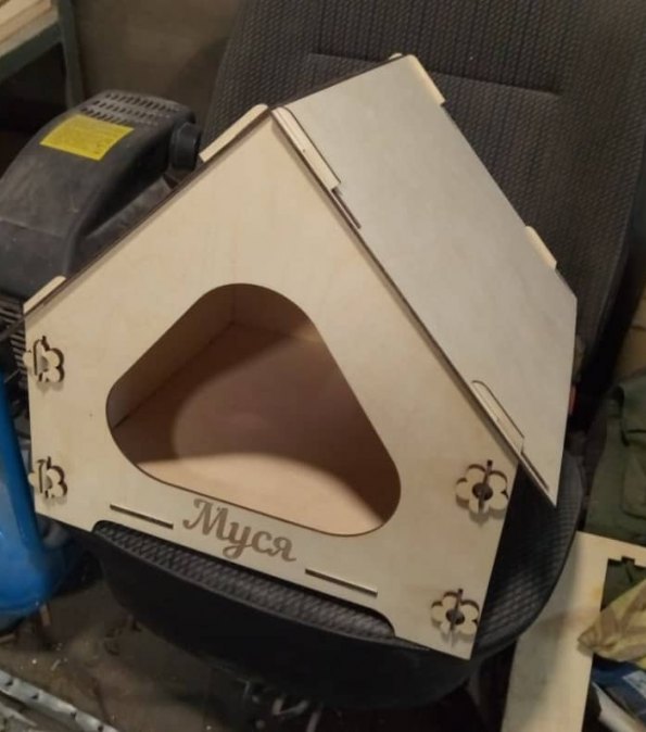 Домик для кота